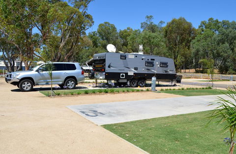 Tasman Holiday Parks - Merool On The Murray - Sunshine Coast Guide 29