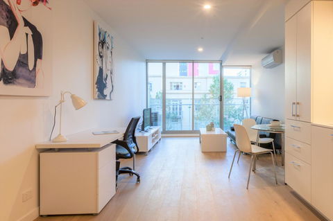 Apartment 101 - Sunshine Coast Guide 9