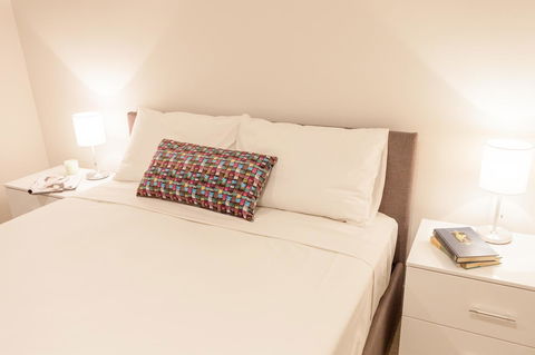Apartment 101 - Sunshine Coast Guide 8