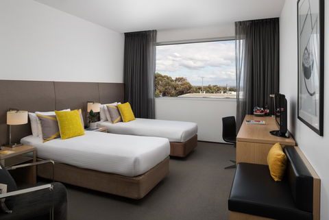Atura Dandenong - Sunshine Coast Guide 2