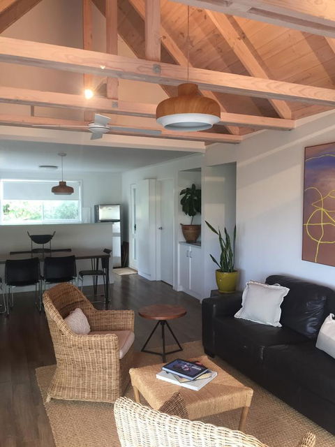 47 Baker Street - Sunshine Coast Guide 9