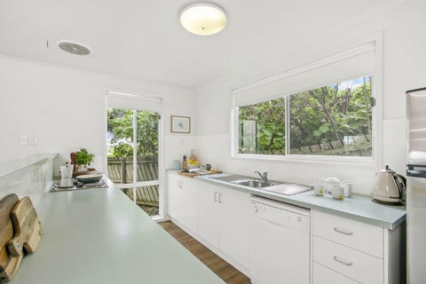 47 Baker Street - Sunshine Coast Guide 15