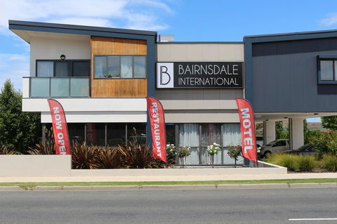Bairnsdale International - Sunshine Coast Guide 8