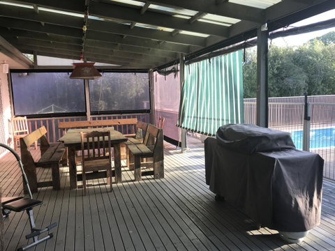 Eagle Bay Views - Sunshine Coast Guide 5