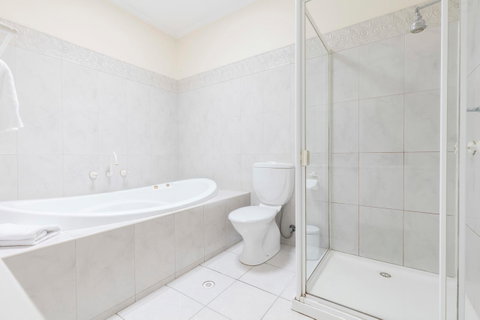 Eltham Gateway Hotel & Conference Centre - Sunshine Coast Guide 34