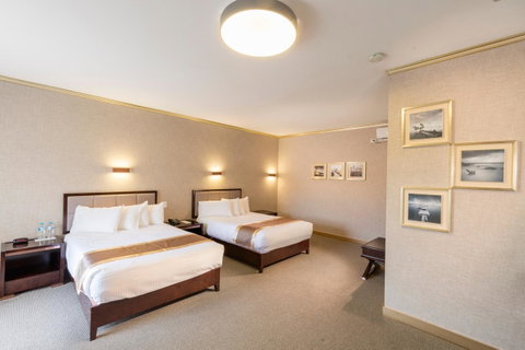 Eltham Gateway Hotel & Conference Centre - Sunshine Coast Guide 27