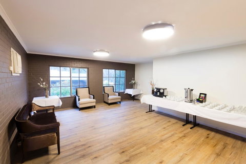 Eltham Gateway Hotel & Conference Centre - Sunshine Coast Guide 16