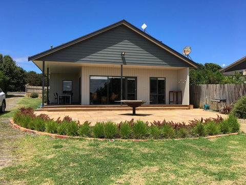 Apostle Hideaway - Central Port Campbell - Sunshine Coast Guide 0