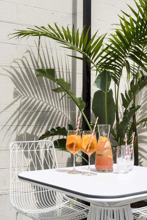 Adelphi Hotel - Sunshine Coast Guide 14