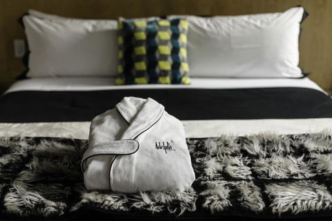 Adelphi Hotel - Sunshine Coast Guide 26