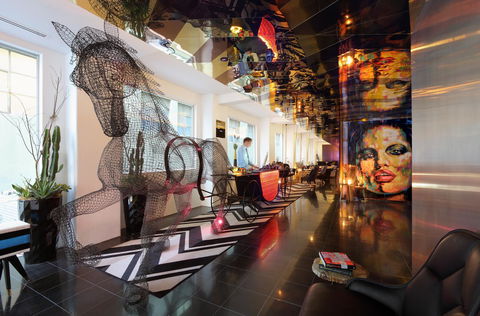 Adelphi Hotel - Sunshine Coast Guide 0