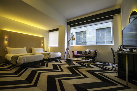 Adelphi Hotel - Sunshine Coast Guide 33