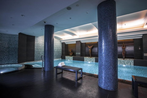 Quay West Suites Melbourne - Sunshine Coast Guide 10