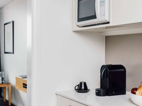 Quay West Suites Melbourne - Sunshine Coast Guide 41