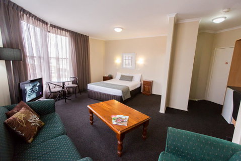 Barkly Motorlodge - Sunshine Coast Guide 4