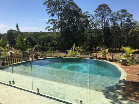 The BlueGreen SANCTUARY - Sunshine Coast Guide 2
