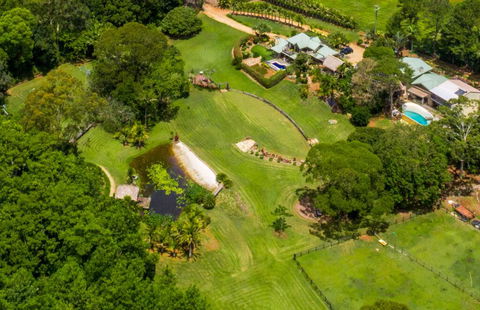 The BlueGreen SANCTUARY - Sunshine Coast Guide 1