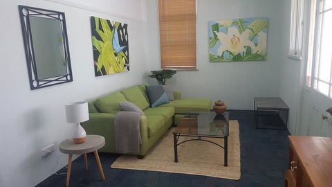 The Cottage - Sunshine Coast Guide 0