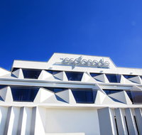 The Esplanade Motel - Sunshine Coast Guide