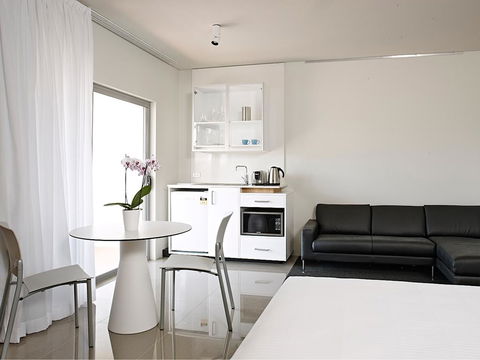 The Horatio Motel Mudgee - Sunshine Coast Guide 1