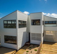 The Lennoxhaus - Sunshine Coast Guide