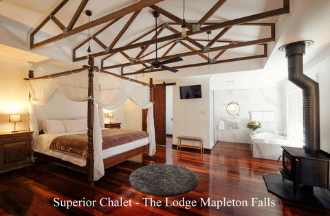 The Lodge Mapleton Falls - Sunshine Coast Guide 0