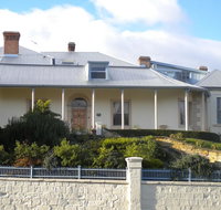 The Lodge on Elizabeth Boutique Hotel - Sunshine Coast Guide