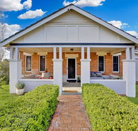 The Mudgee Merlot Gate Guesthouse - Sunshine Coast Guide