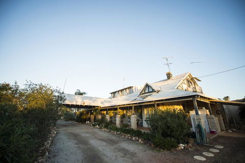 The Old Convent Dalwallinu - Sunshine Coast Guide 0