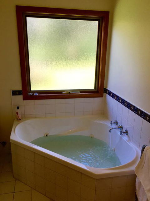 The Orchard Luxury Accommodation - Sunshine Coast Guide 3