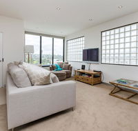 THE PENTHOUSE - MORNINGTON - Sunshine Coast Guide