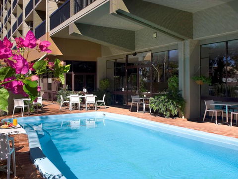 The Plaza Hotel Kalgoorlie - Sunshine Coast Guide 0