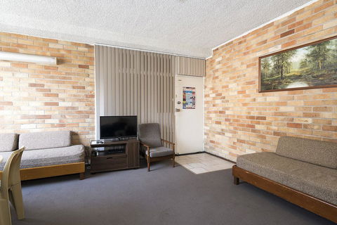 The Sands, Unit 5 - The Entrance, NSW - Sunshine Coast Guide 2