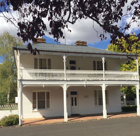 The White House - Sunshine Coast Guide 0
