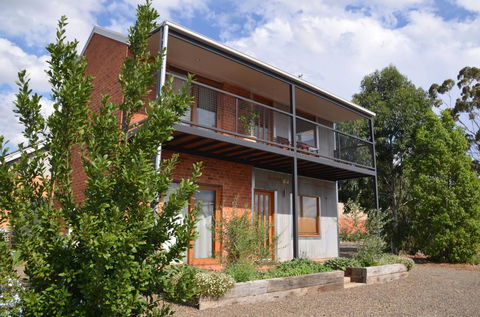 The Wicked Villa - Sunshine Coast Guide 1