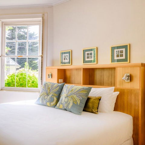 The Woodbridge Tasmania - Sunshine Coast Guide 3