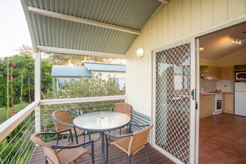 Thou Walla Sunset Retreat - Sunshine Coast Guide 2