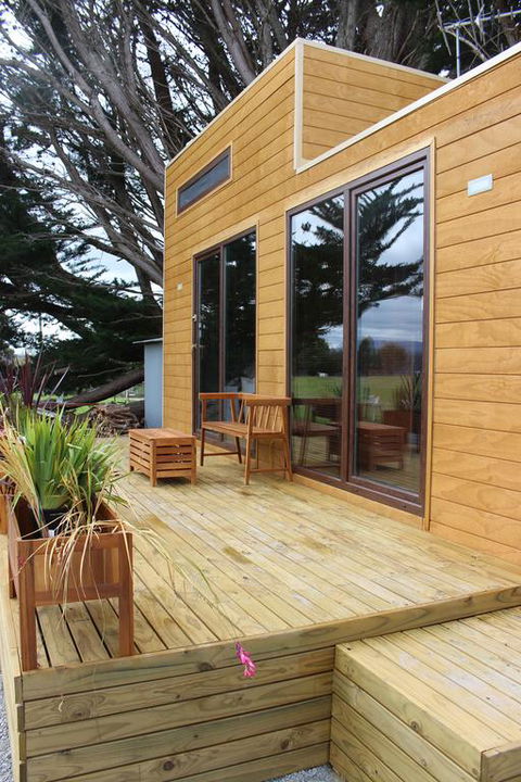Tiny Cradle At The Good Place - Sunshine Coast Guide 3