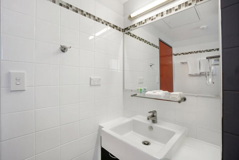 Toowong Inn & Suites - Sunshine Coast Guide 3
