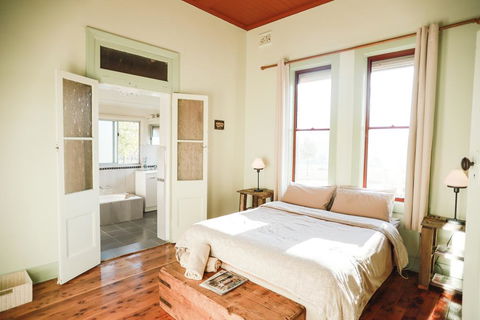 Tracton Homestead - Sunshine Coast Guide 3