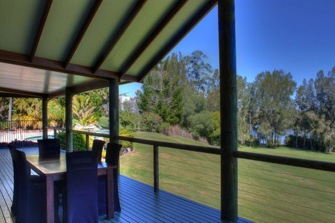 Tranquility - Adults Only Retreat - Sunshine Coast Guide 3
