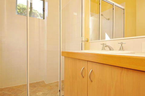 Tree Elle Retreat - Sunshine Coast Guide 2