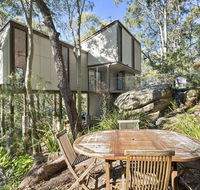 TreetopsWagstaffe - Sunshine Coast Guide