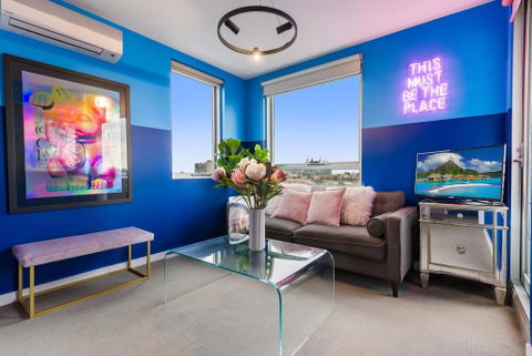 Trendy And Central One Bed Apartment With Views - Sunshine Coast Guide 0