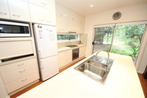 Trial Bay Eco Lodge 2 Pandanus - Sunshine Coast Guide 3