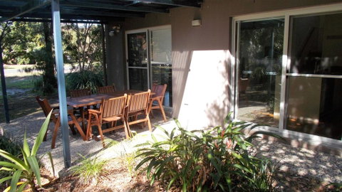 Trial Bay Eco Lodge 2 Pandanus - Sunshine Coast Guide 0
