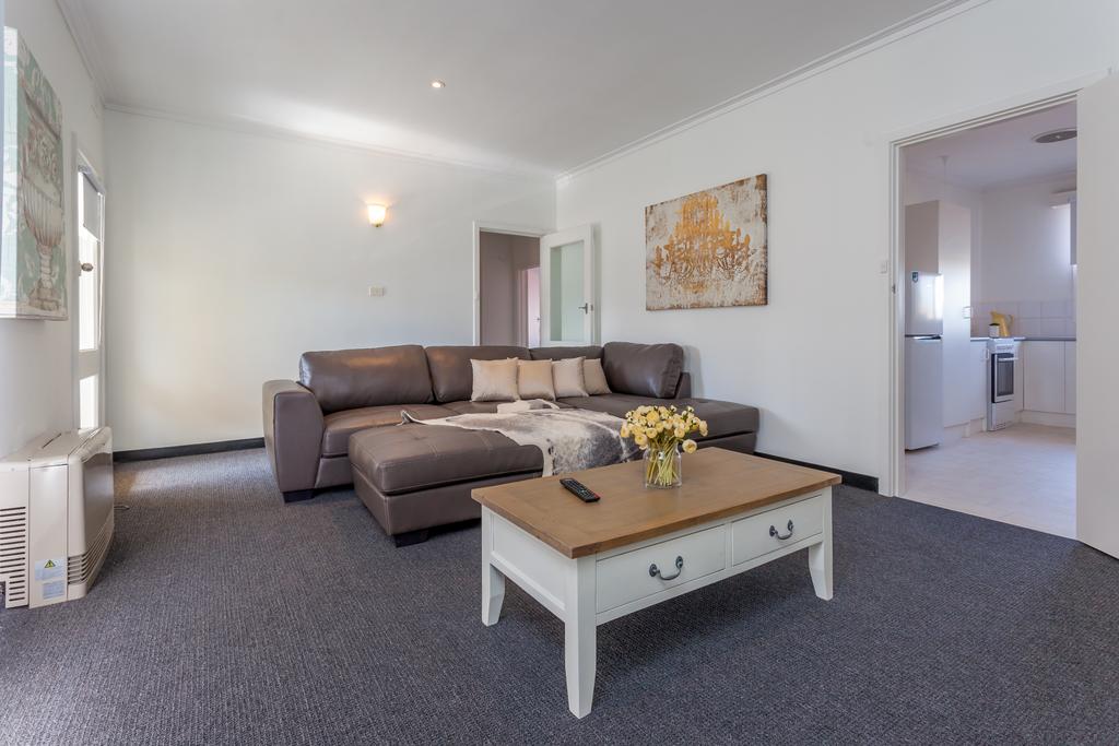 Black Hill VIC Sunshine Coast Guide