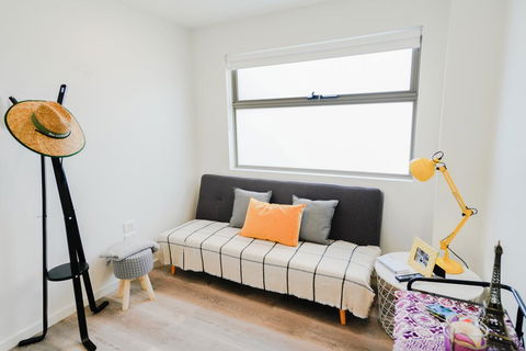 U101 Brunswick Living Brand New Deluxe Balcony Apartment Close To Airport And CBD - Sunshine Coast Guide 1