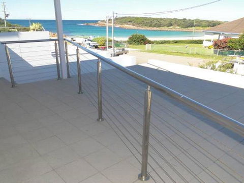 Ultimate Beach House' 19a Graham Street - Views , Peace & Quiet - Sunshine Coast Guide 3