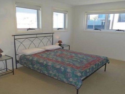 Ultimate Beach House' 19a Graham Street - Views , Peace & Quiet - Sunshine Coast Guide 1